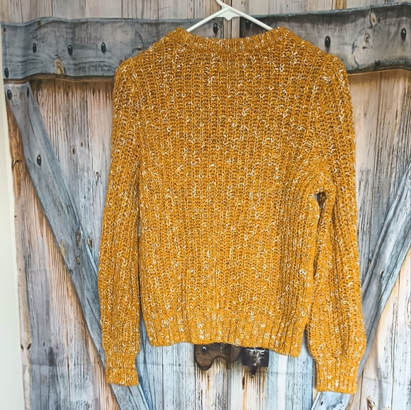 GoodThreads - Picture 3 of 8